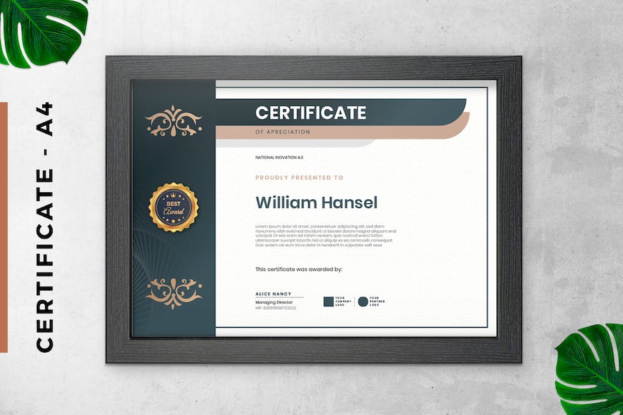 Black Classic Certificate / Diploma Template